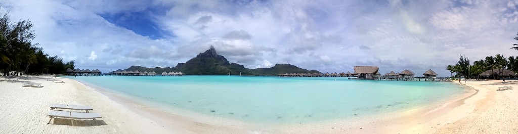 Vista sobre el monte Otemanu