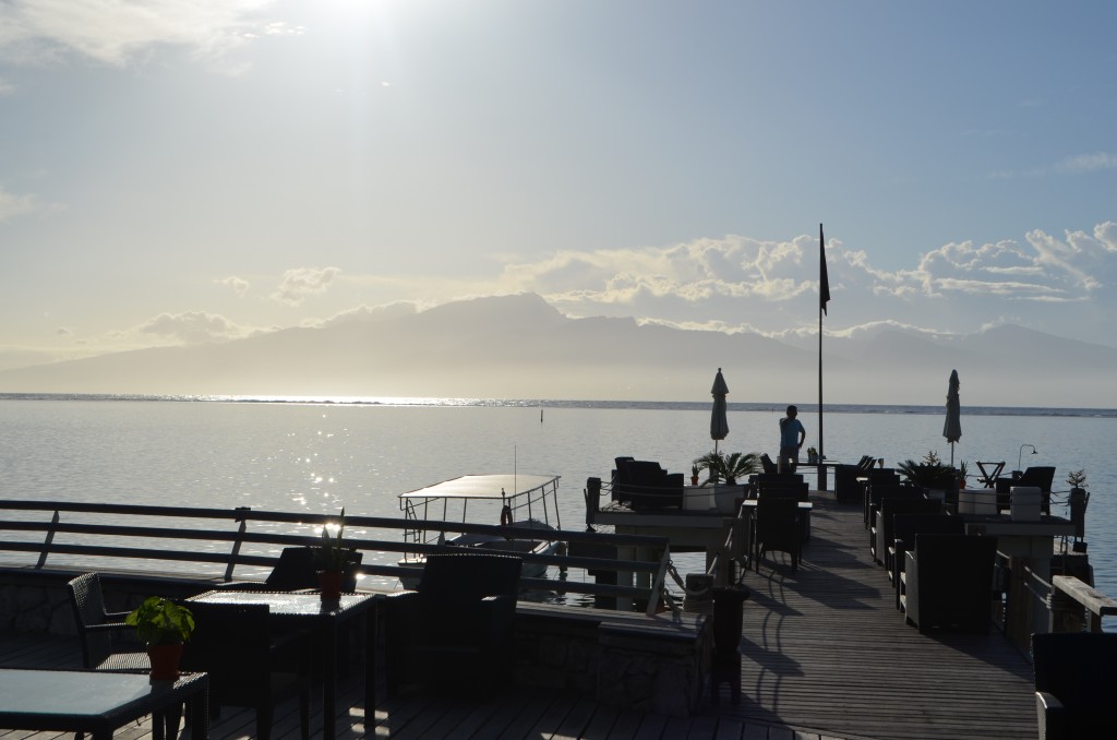 vista de tahiti desde Sofitel moorea