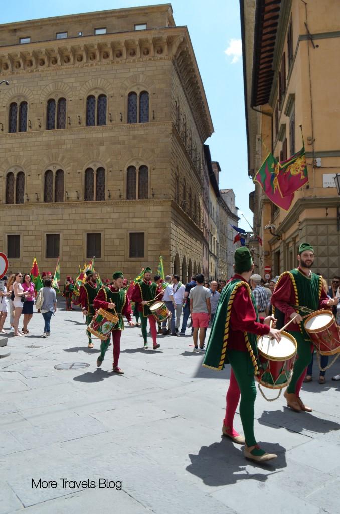 Siena Desfile
