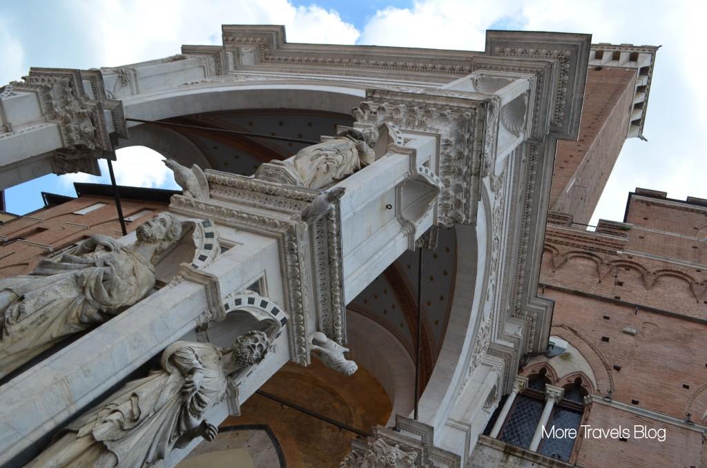 Siena Piazza del Mercato