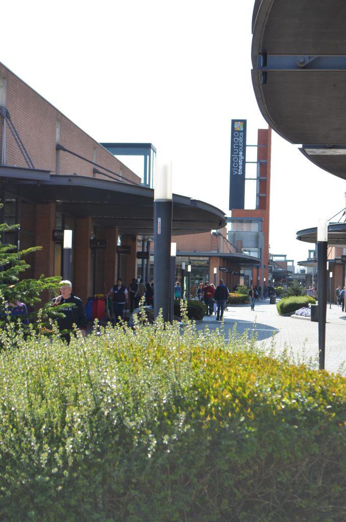 vicolungo outlet