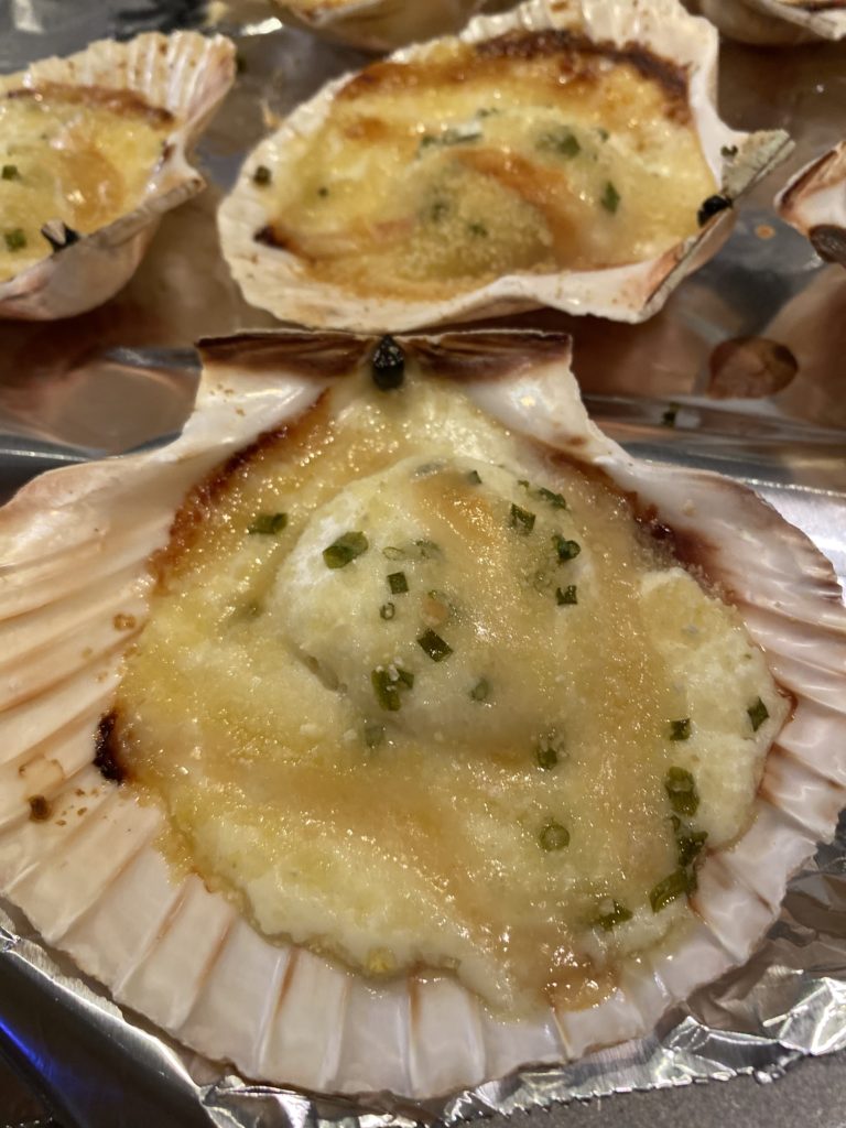 Receta de Francia: Vieiras St Jacques Gratinadas