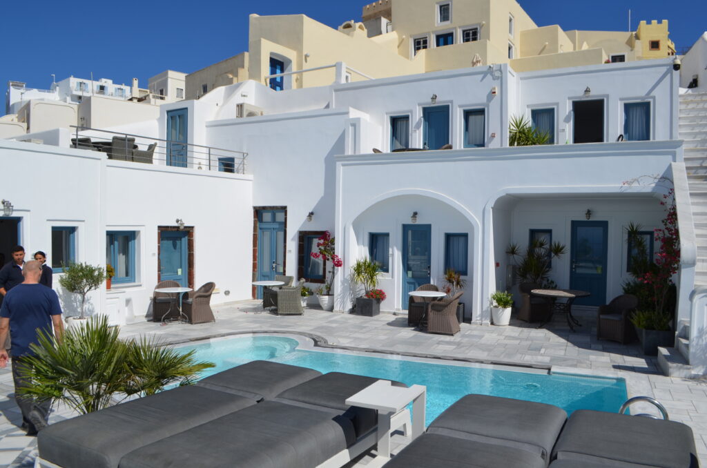 alojarse en santorini