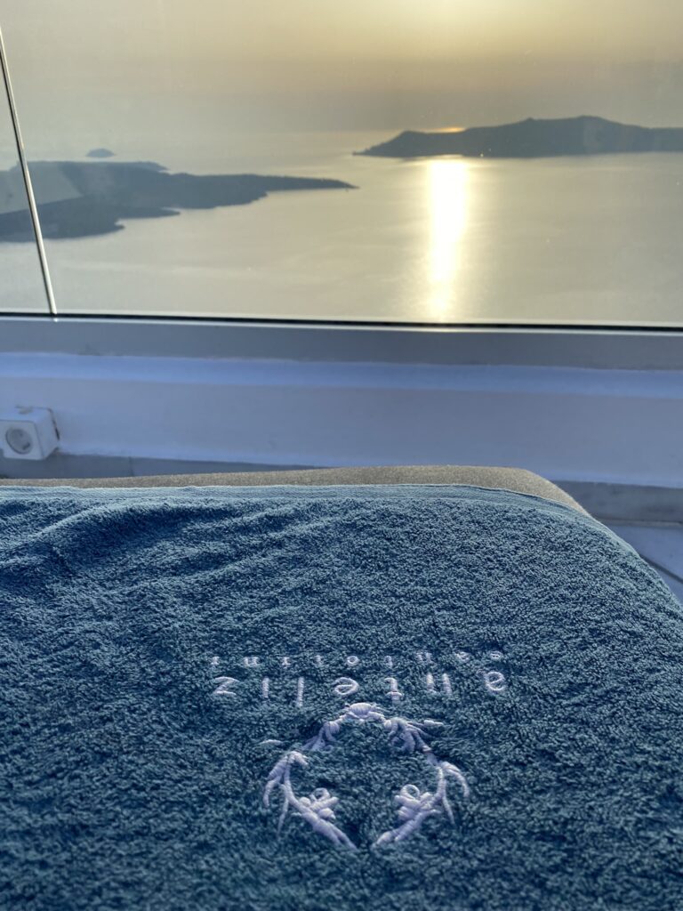 alojarse en Santorini