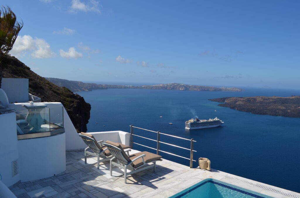 santorini accommodations