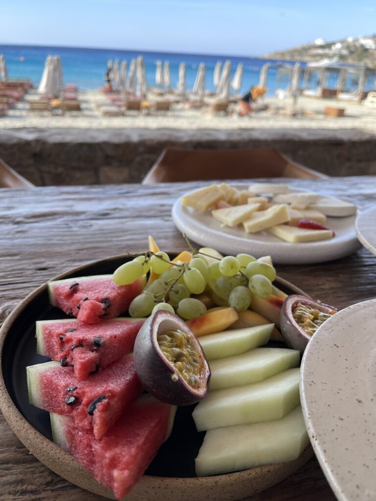 mykonos branco desayuno
